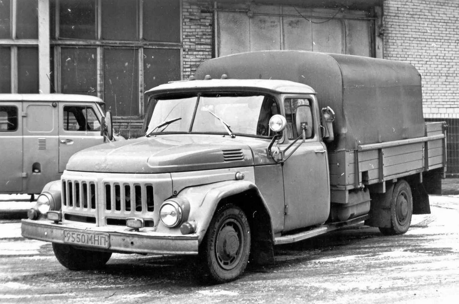 ЗИЛ-113Г — кустарный грузовик заводских испытателей